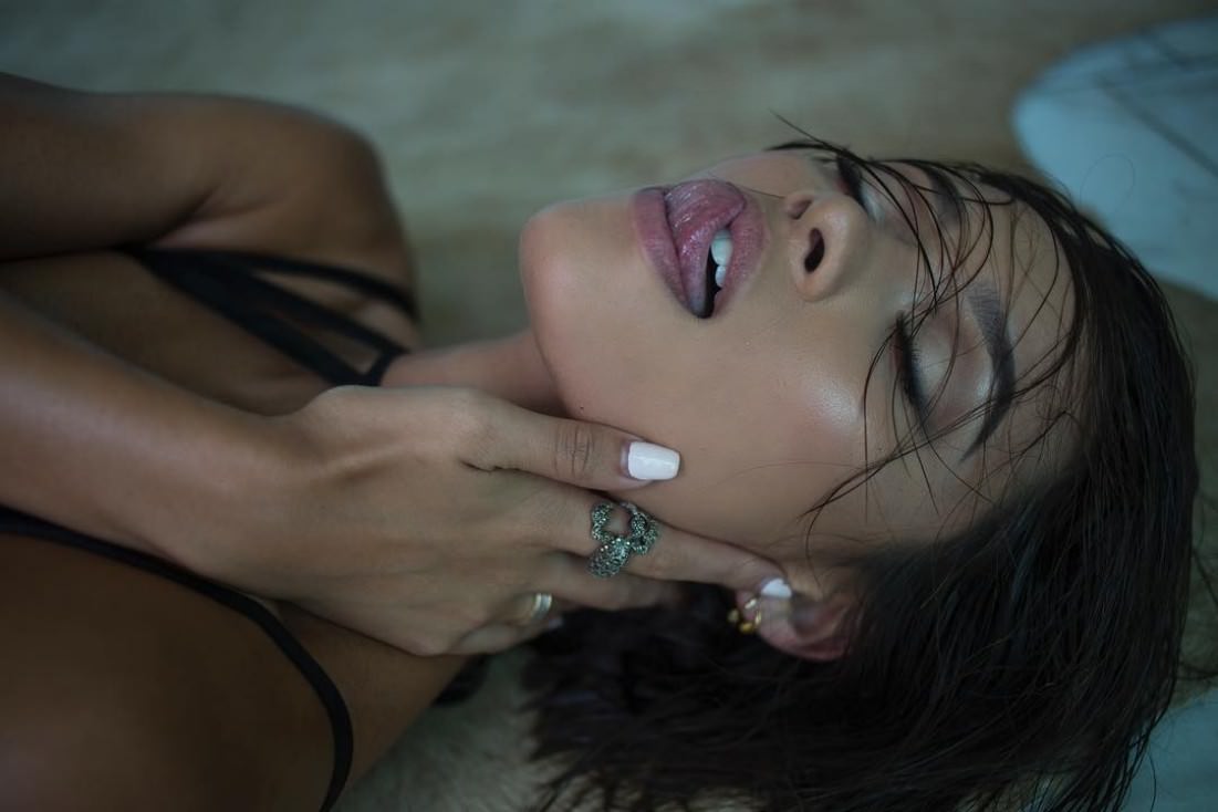 Stick your tongue out