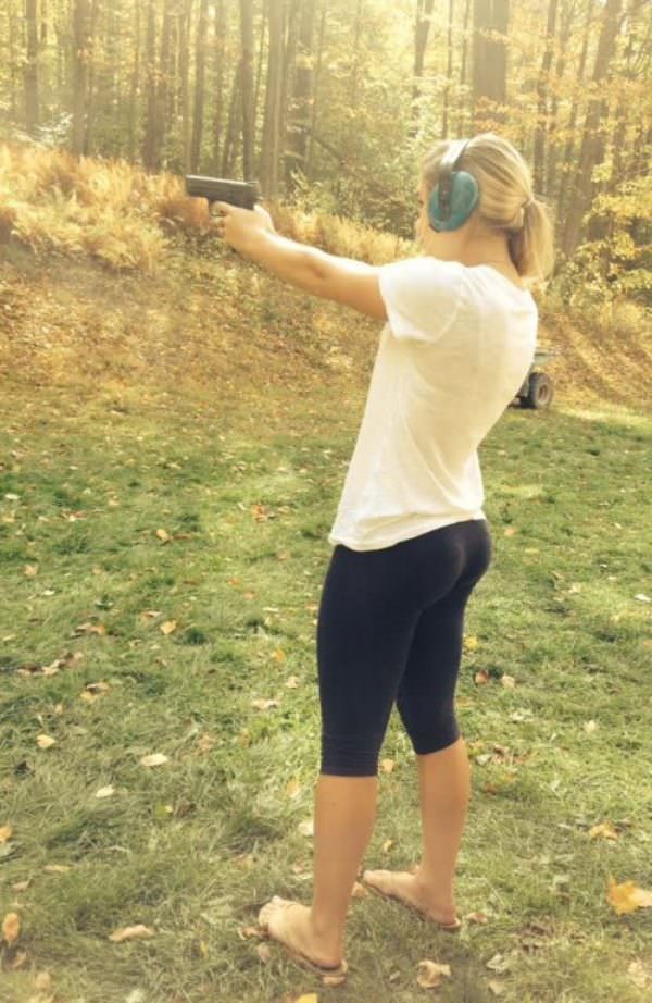 girls with guns