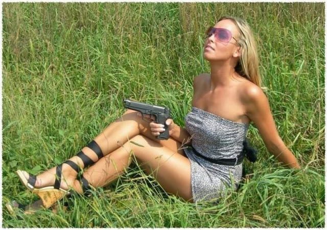 girls with guns