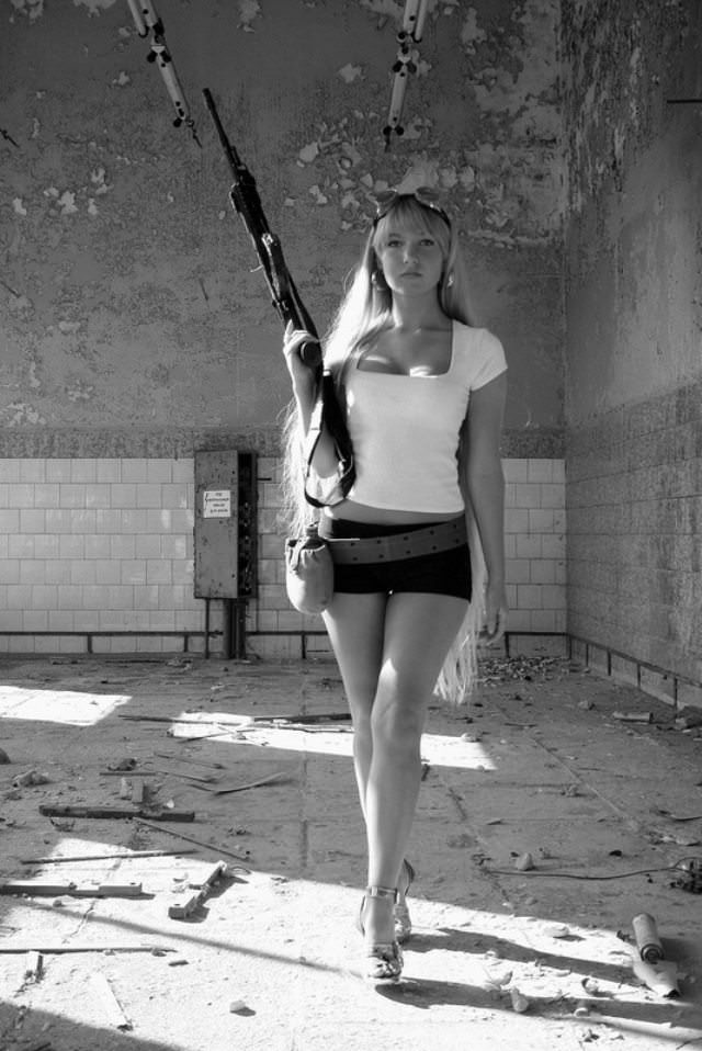 girls with guns