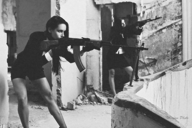 girls with guns