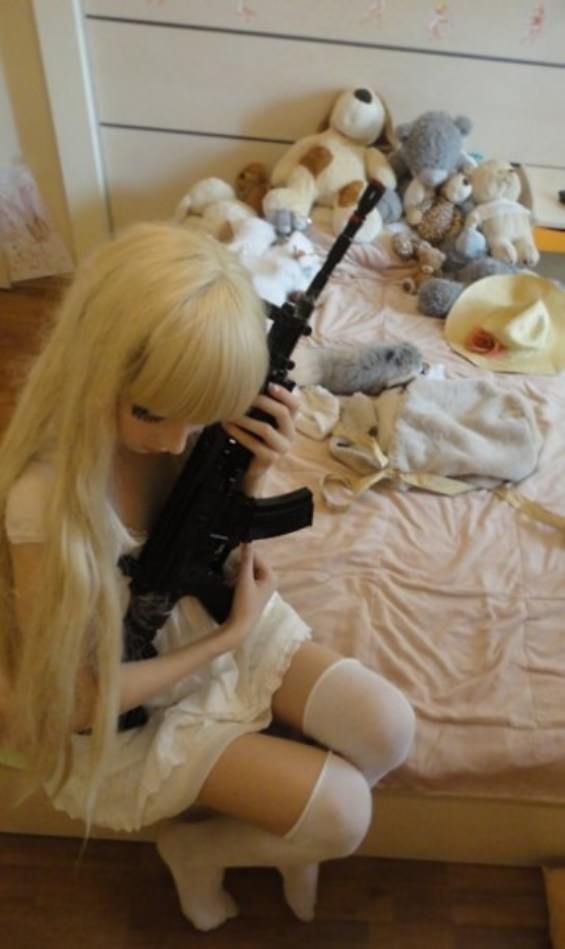 Girls with Guns Picdump 19