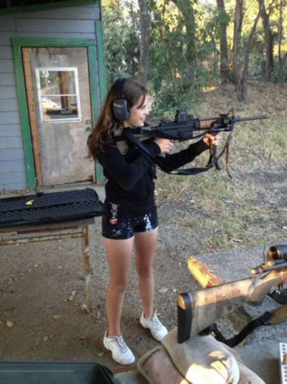 Girls with Guns 4