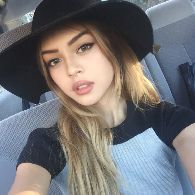 Lily May Mac