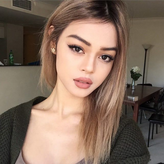 Lily May Mac