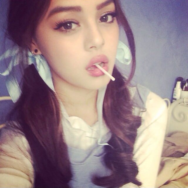 Lily May Mac