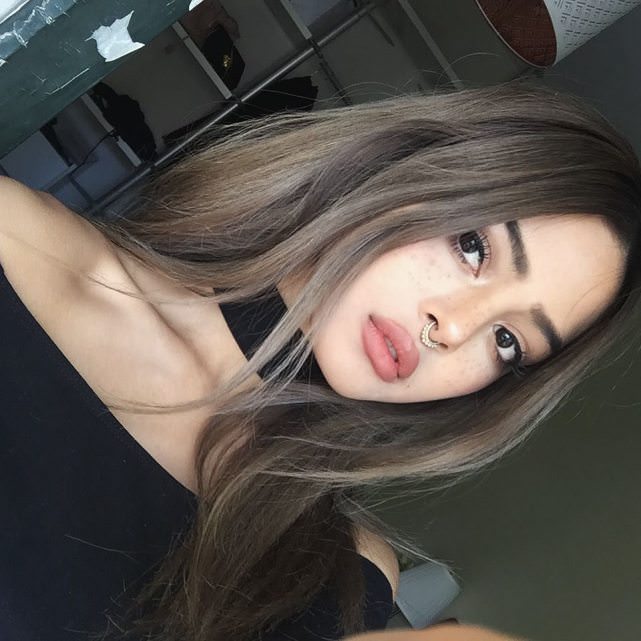 Lily May Mac