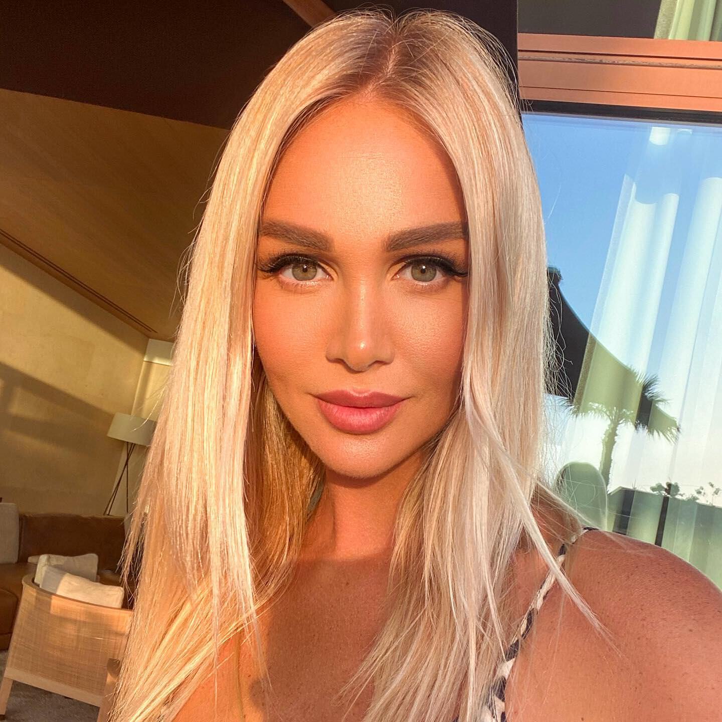 Victoria-Lopyreva