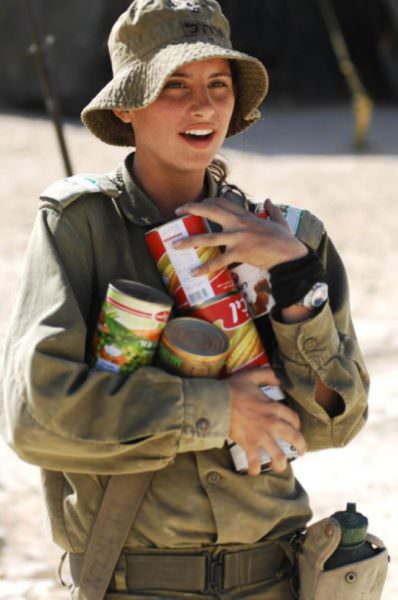Israeli Defense Female Soldiers 9