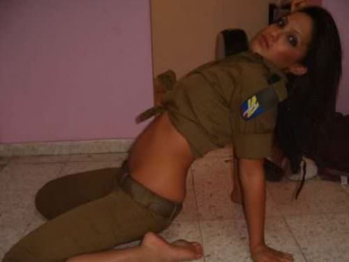 Israeli Defense Female Soldiers 31