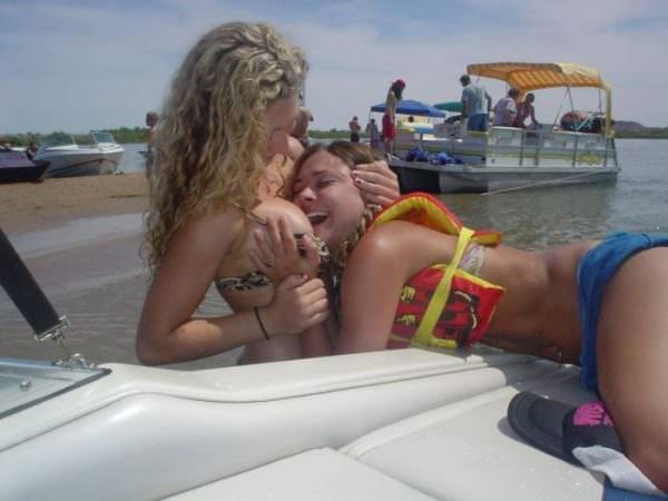 motorboating