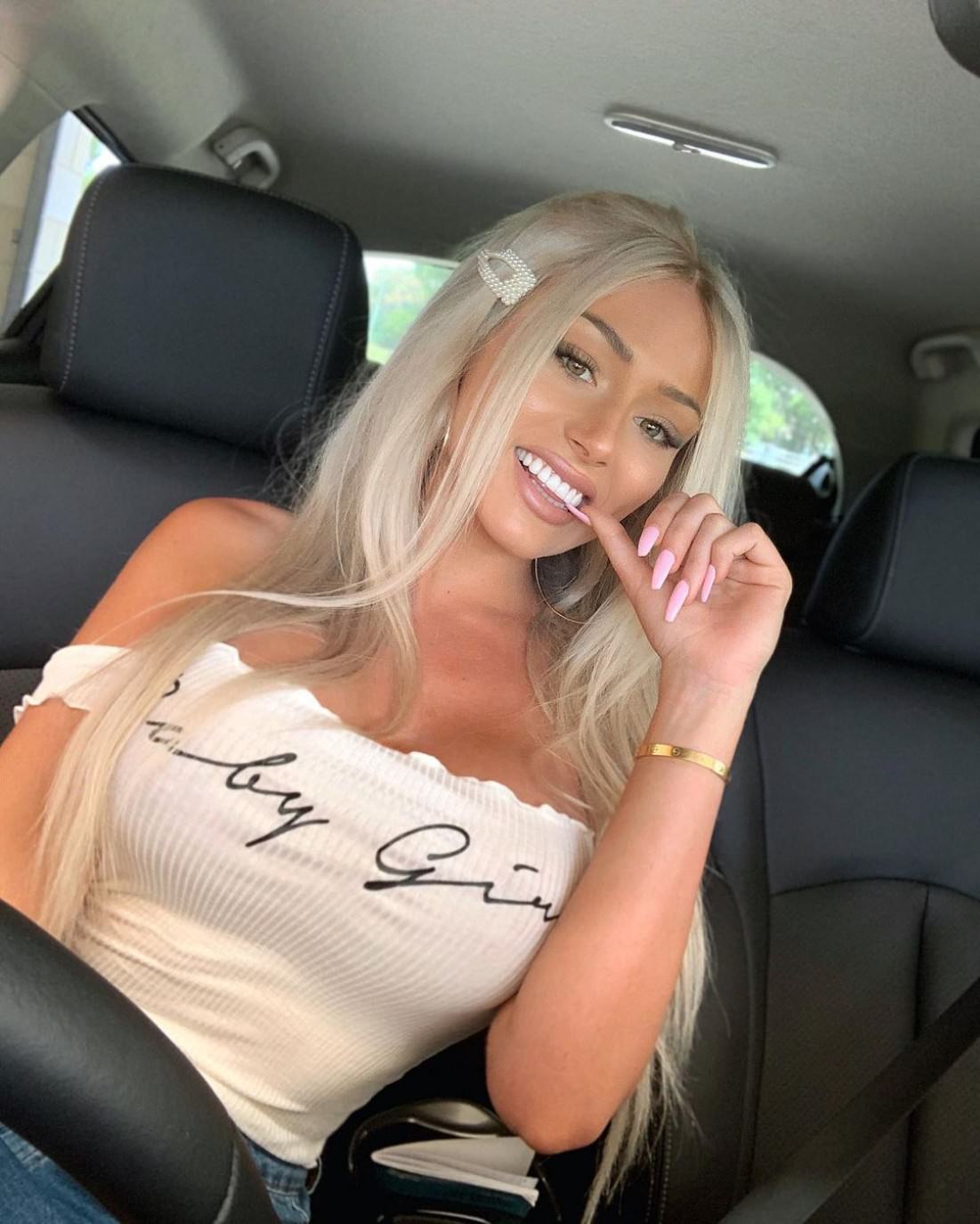  Georgina Gentle