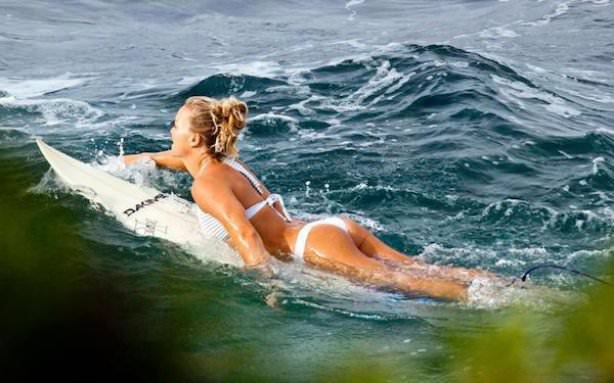 surfer girls