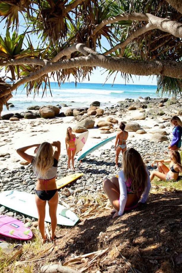 surfer girls