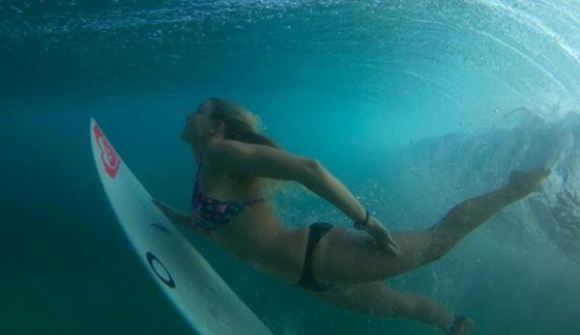 surfing girls