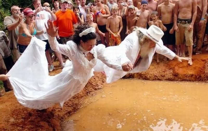 Interesting Wedding Photos