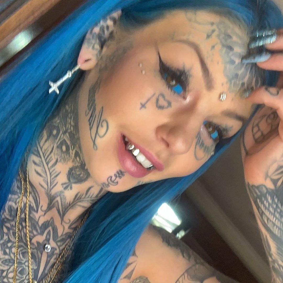  Blue eyes white dragon