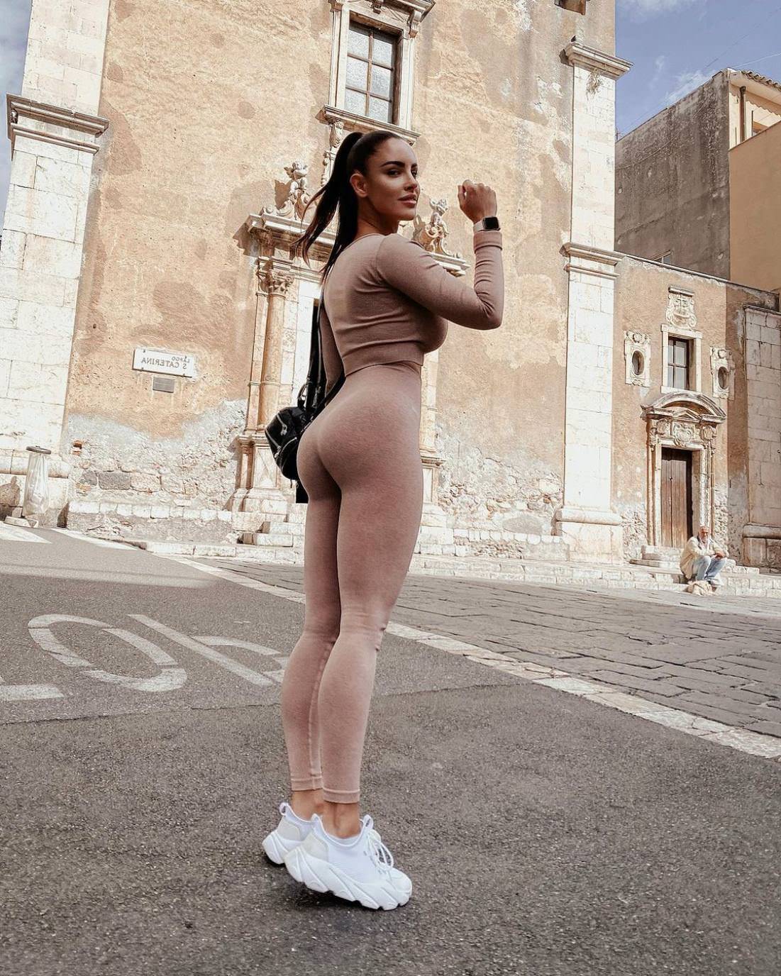  Lucia Javorcekova