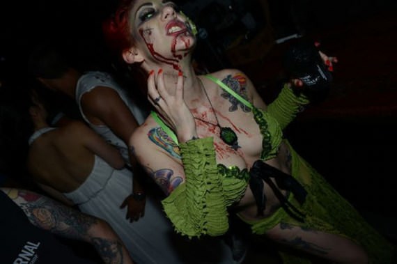 zombie Girls 21