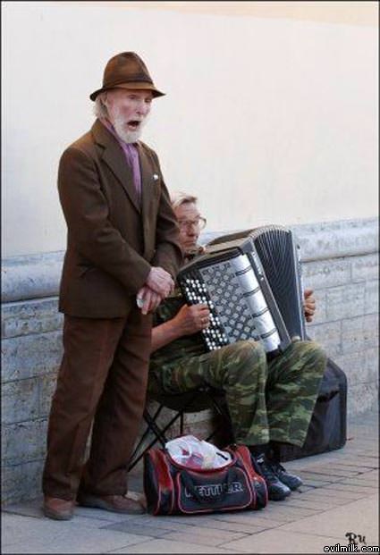 Accordian Singers