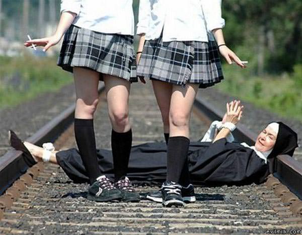 Evilmilk School Girls
