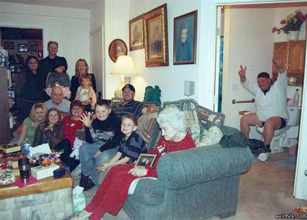 Family Toilet Party