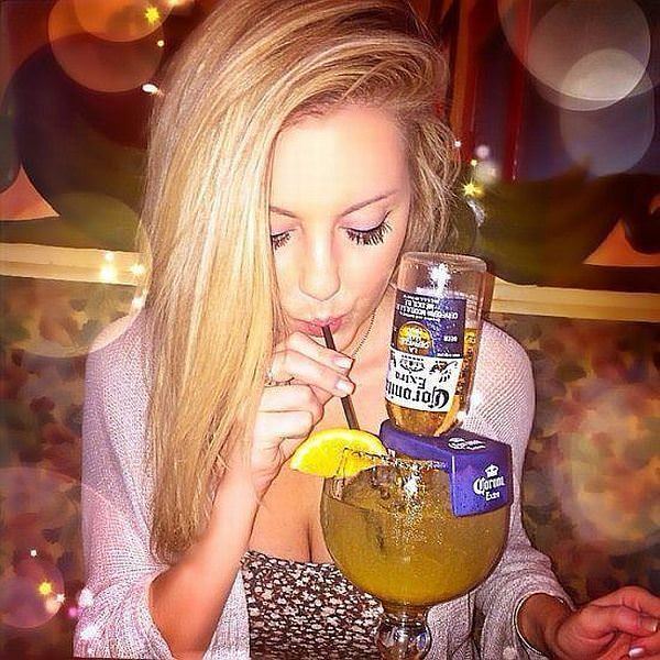 Girls Who Like Beer Picdump 7