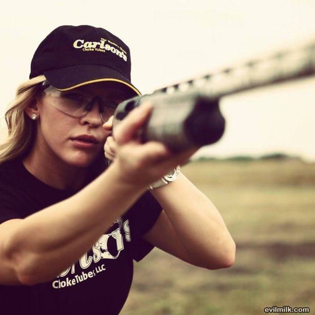 Girls With Guns 27