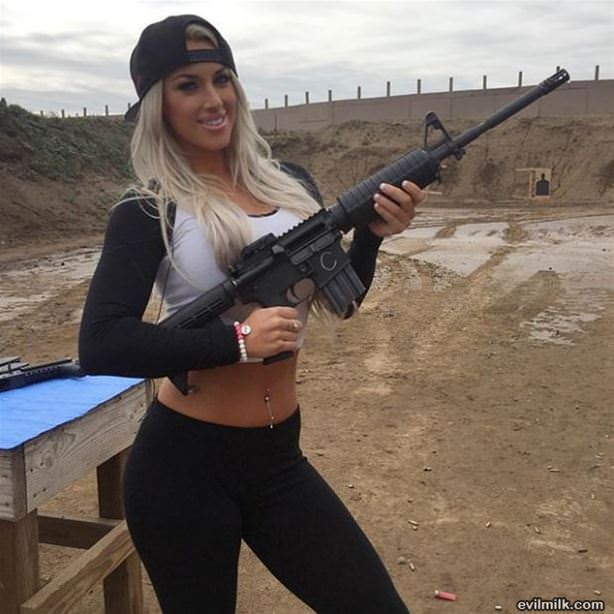 Girls With Guns 35