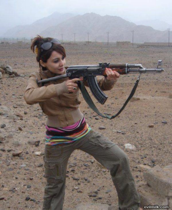 Girls With Guns Picdump 23