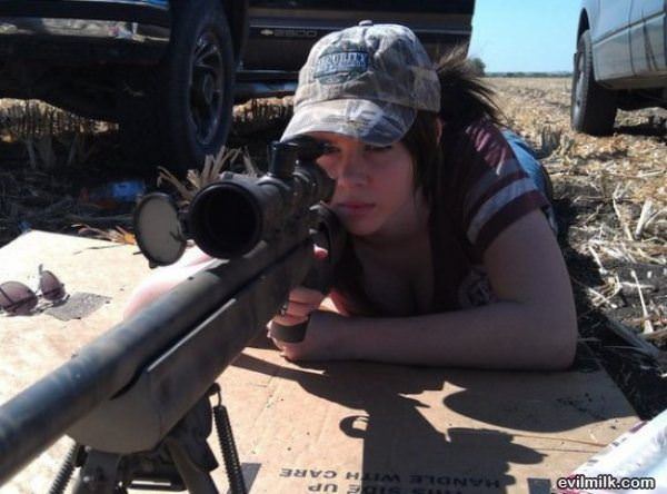 Girls With Guns Picdump 24