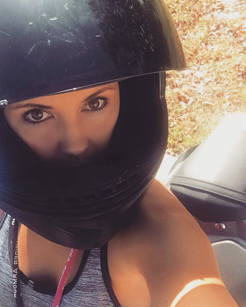 Girls love Bikes   GIFDUMP  