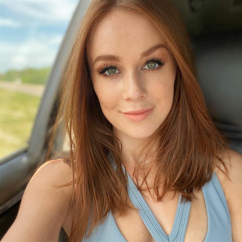 Leanna Decker GIFDUMP