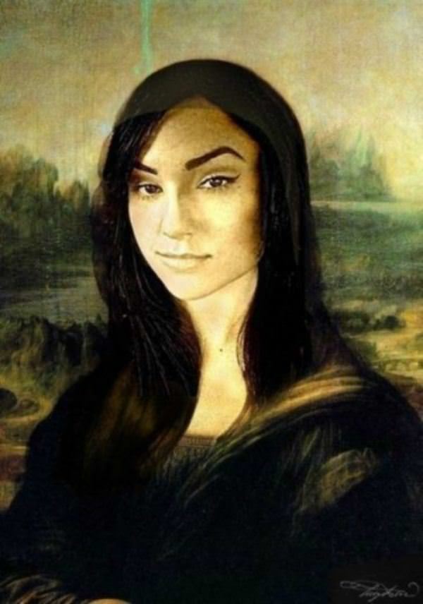 Mona Sasha