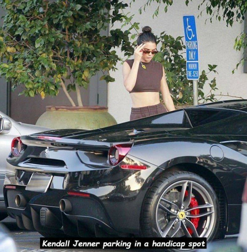 Random Celebrities GIFDUMP