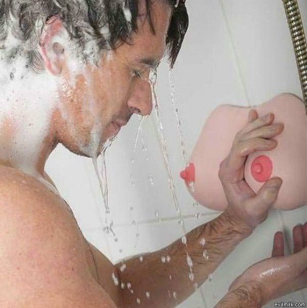 Shampoo Boobs