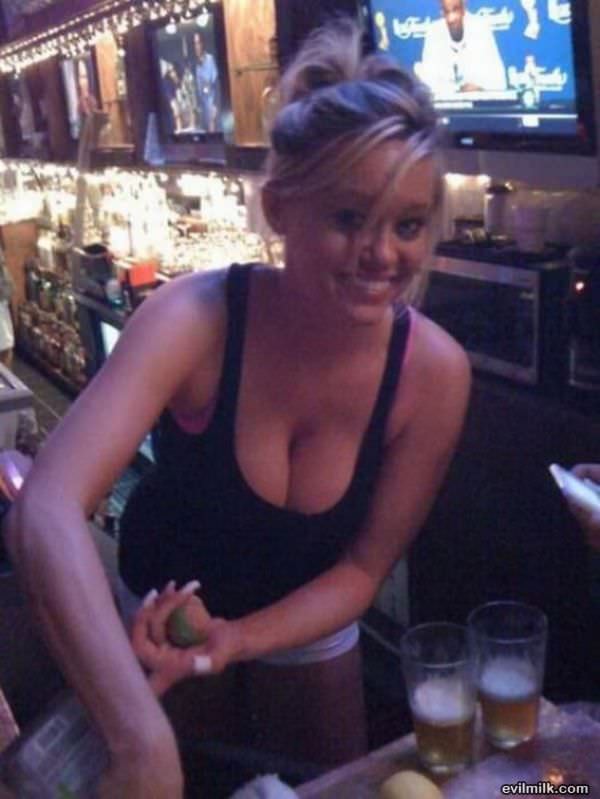 She Probly Gets Tipped Well