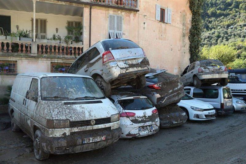 Stacking Some Muddy Cars