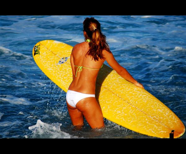 Surfer Girls