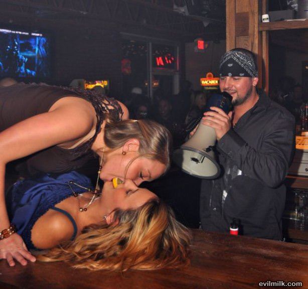 This Guy Is Having A Good Night