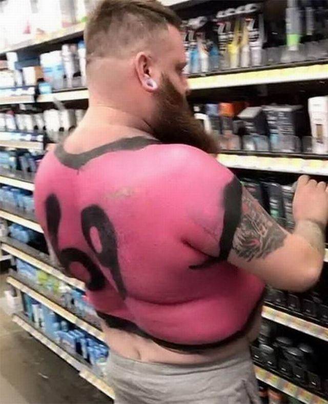 This Guy Knows How To Party