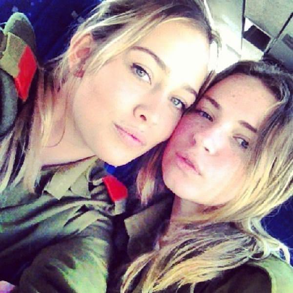 Women Of The Israeli Army