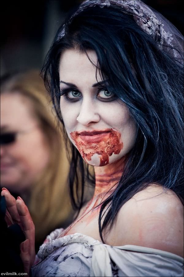 Zombie Nom Nom Nom