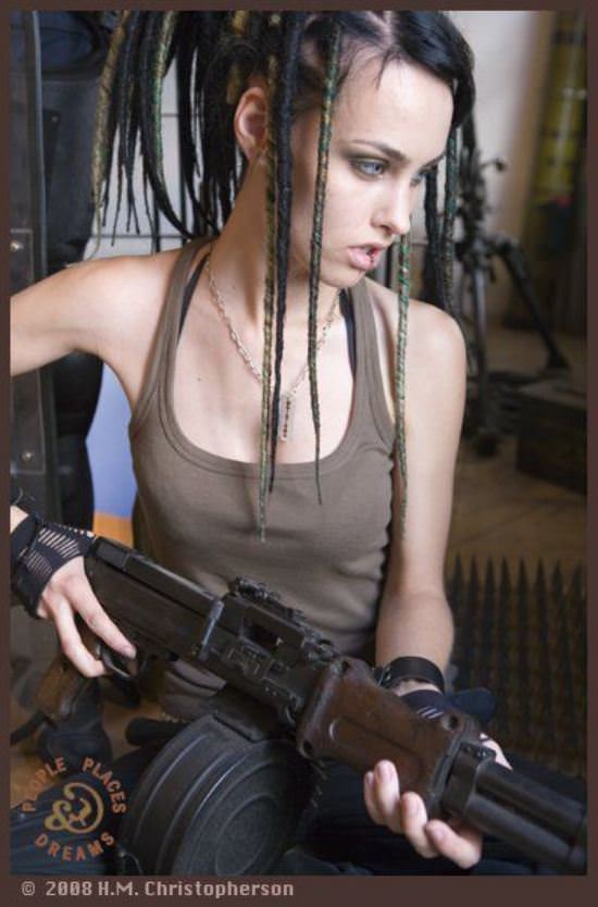 Girls With Guns 10