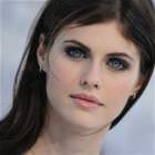 Alexandra Daddario Gifdump