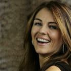 Elizabeth Hurley GIFDUMP