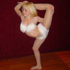 Flexible Blonde