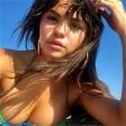 Selena Gomez GIFDUMP