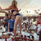 This Girl Loves To Party